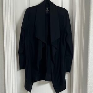 MPG Active Black Apparel Label